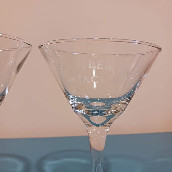 (2) Gentleman Jack Daniels Whiskey Etched Stemmed Martini Glasses - Picture 4 of 7